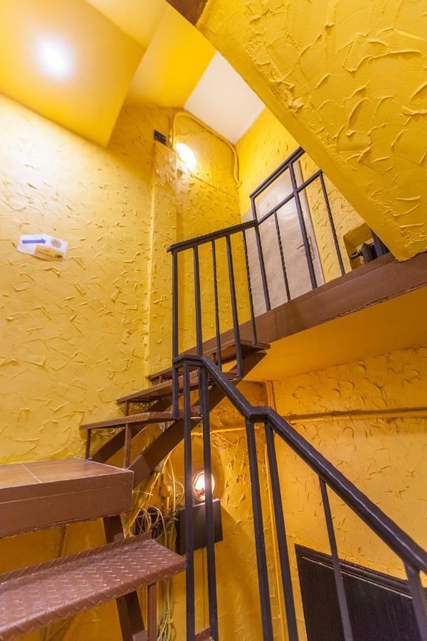 Nap & Rest Hostelキエフ エクステリア 写真